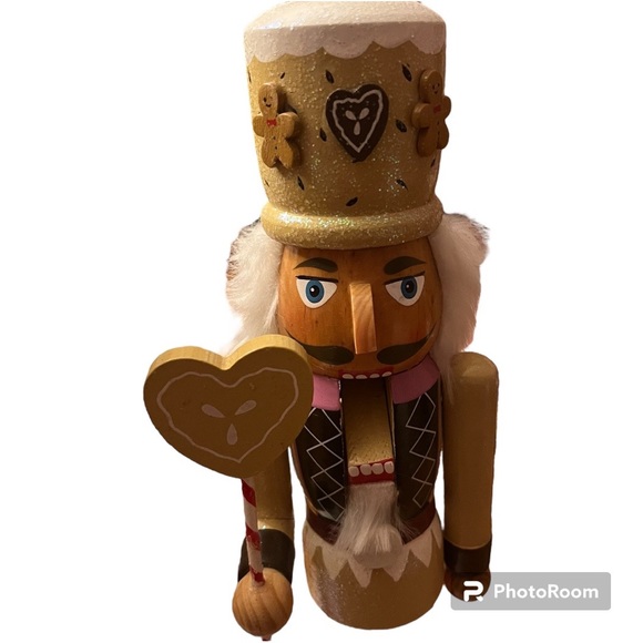 15in Wood Nutcracker w/ Staff Peppermint Candy Base Glitter & Gingerbread Man x2 - Picture 9 of 11